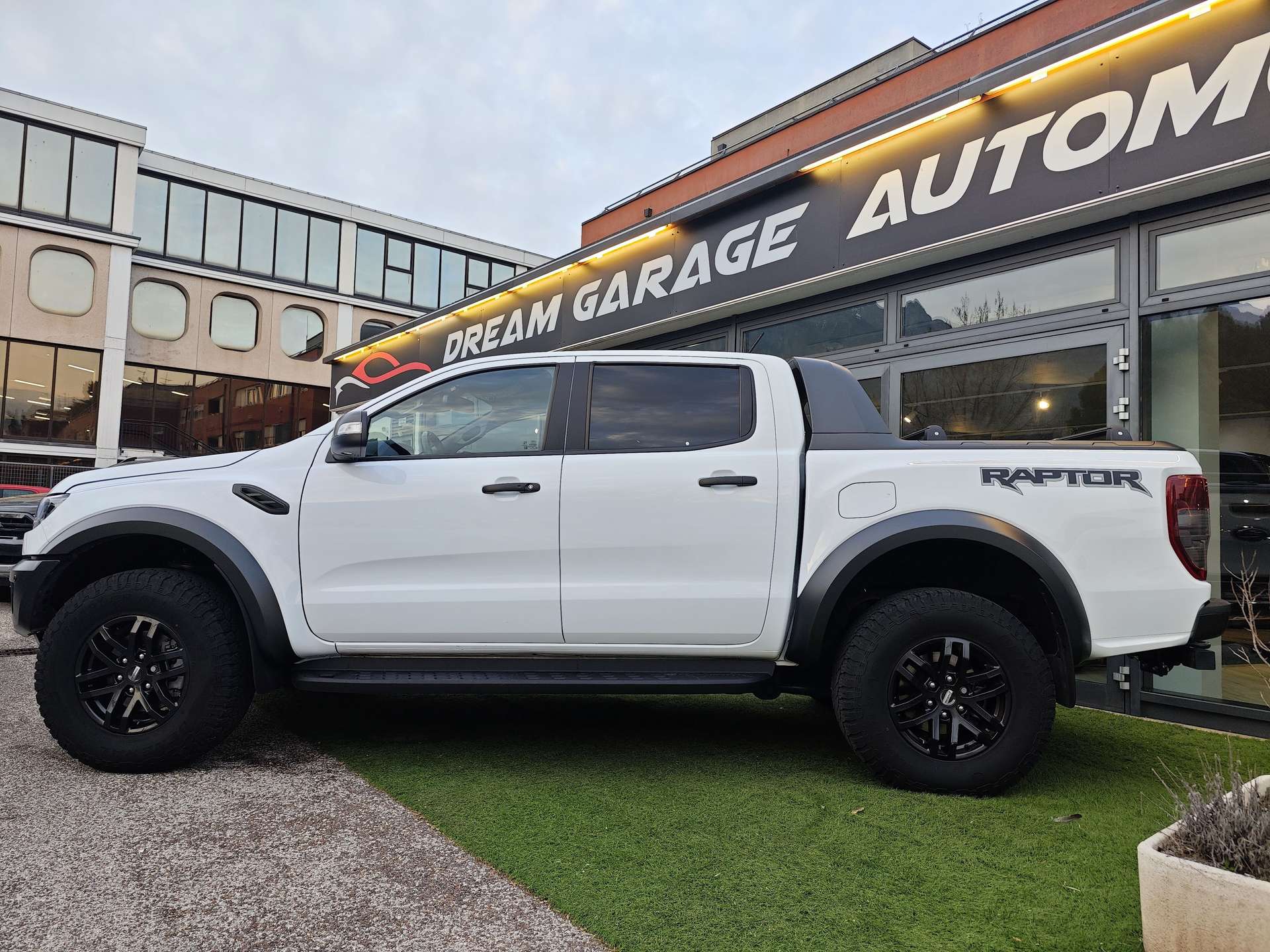 Ford Ranger  Ranger Raptor 2.0 tdci double cab 213cv – NO IVA
