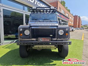 Land Rover Defender  Defender 90 2.4 td SE SW – Autovettura