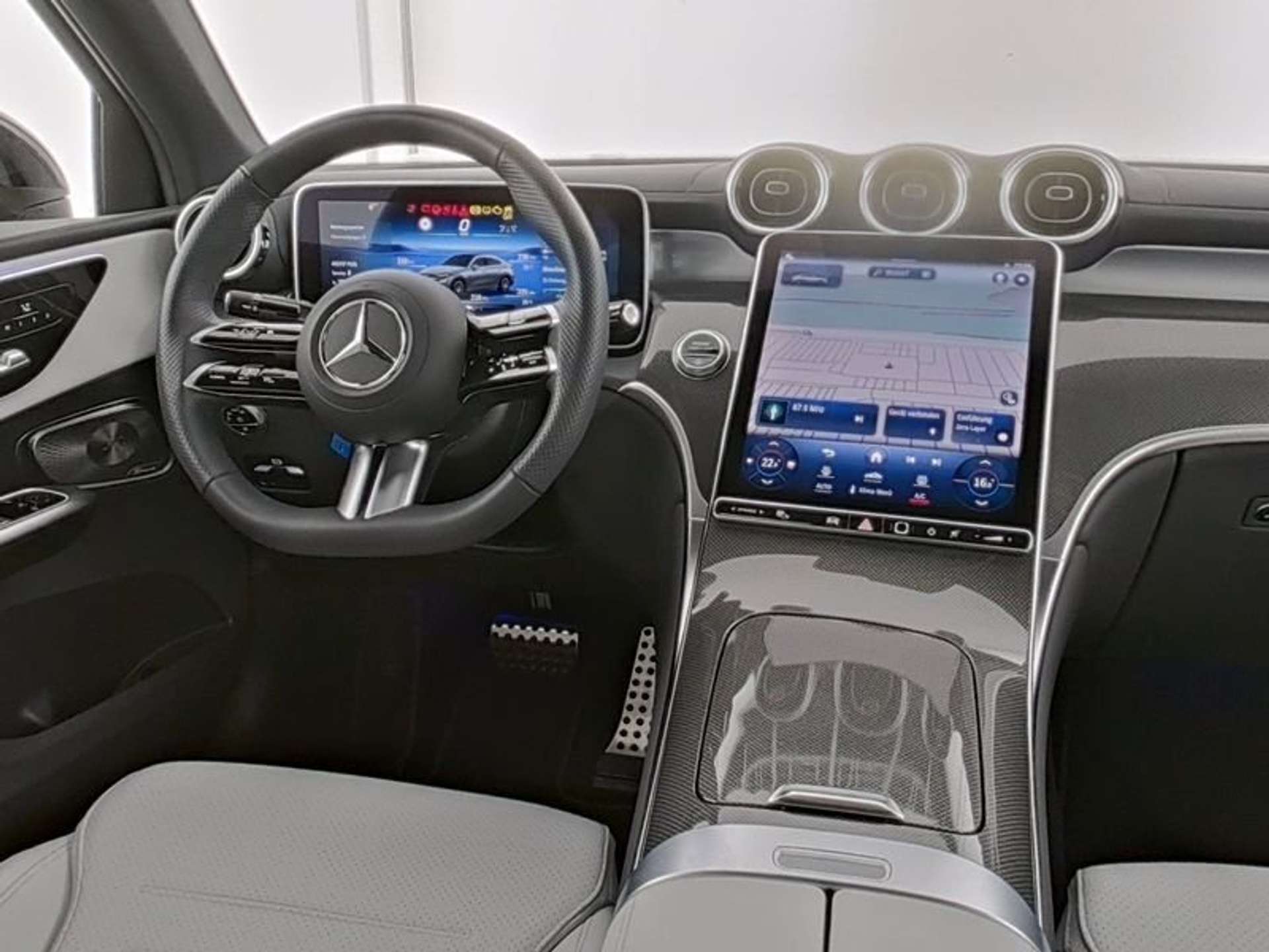 Mercedes-Benz GLC 200  Coupe mhev (eq-boost) Premium Plus 4matic auto