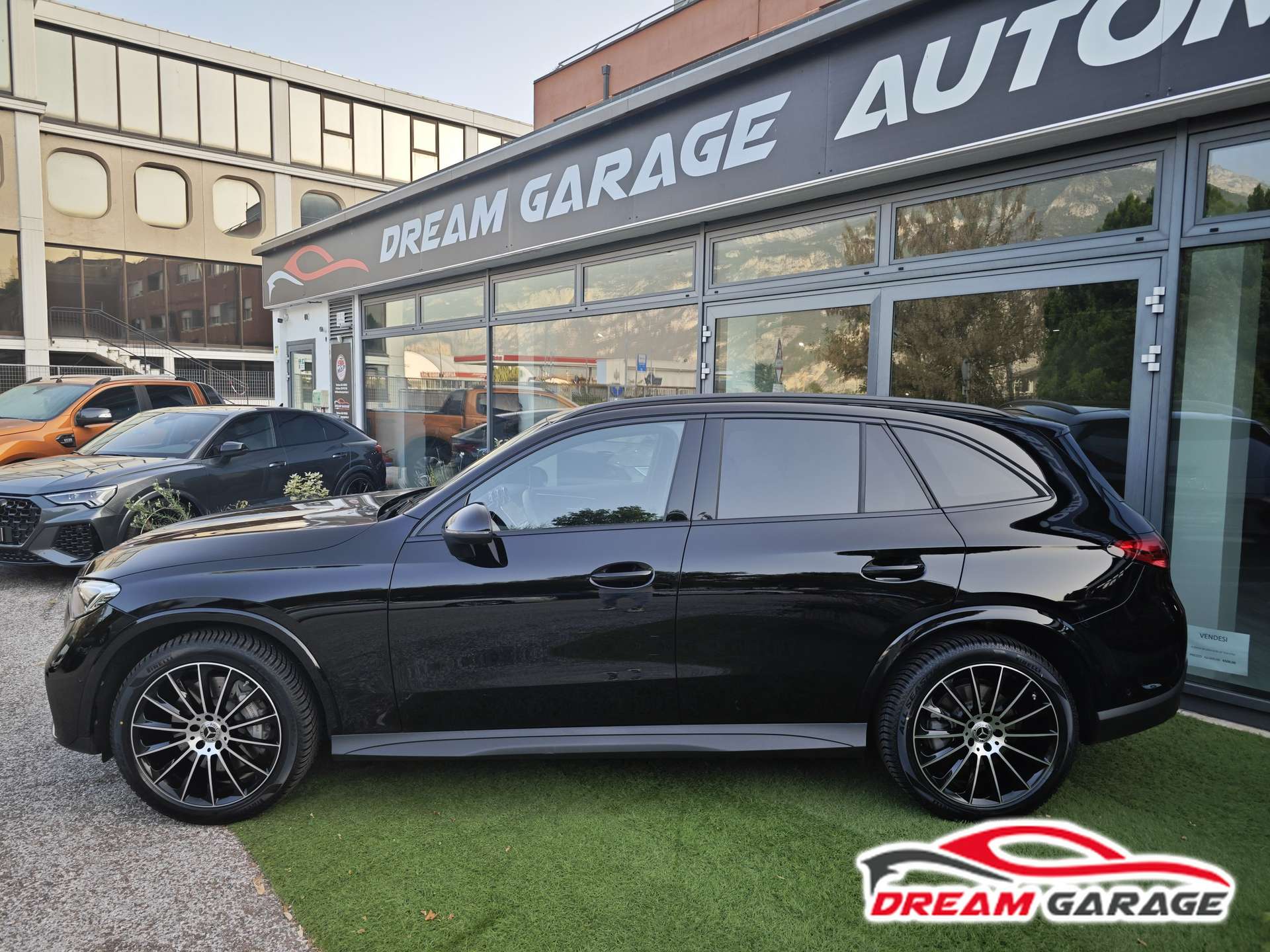 Mercedes-Benz GLC 220  220d mhev AMG Premium Plus 4matic auto
