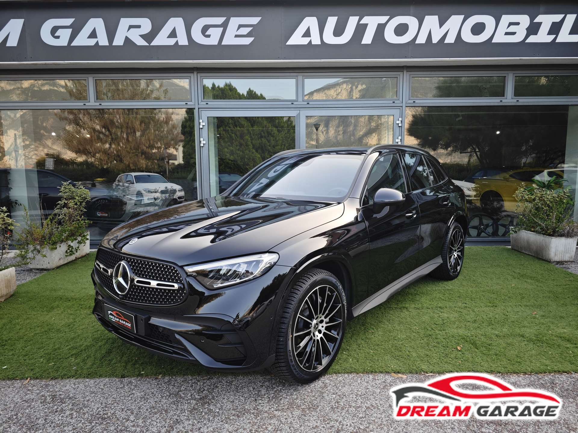 Mercedes-Benz GLC 220  220d mhev AMG Premium Plus 4matic auto