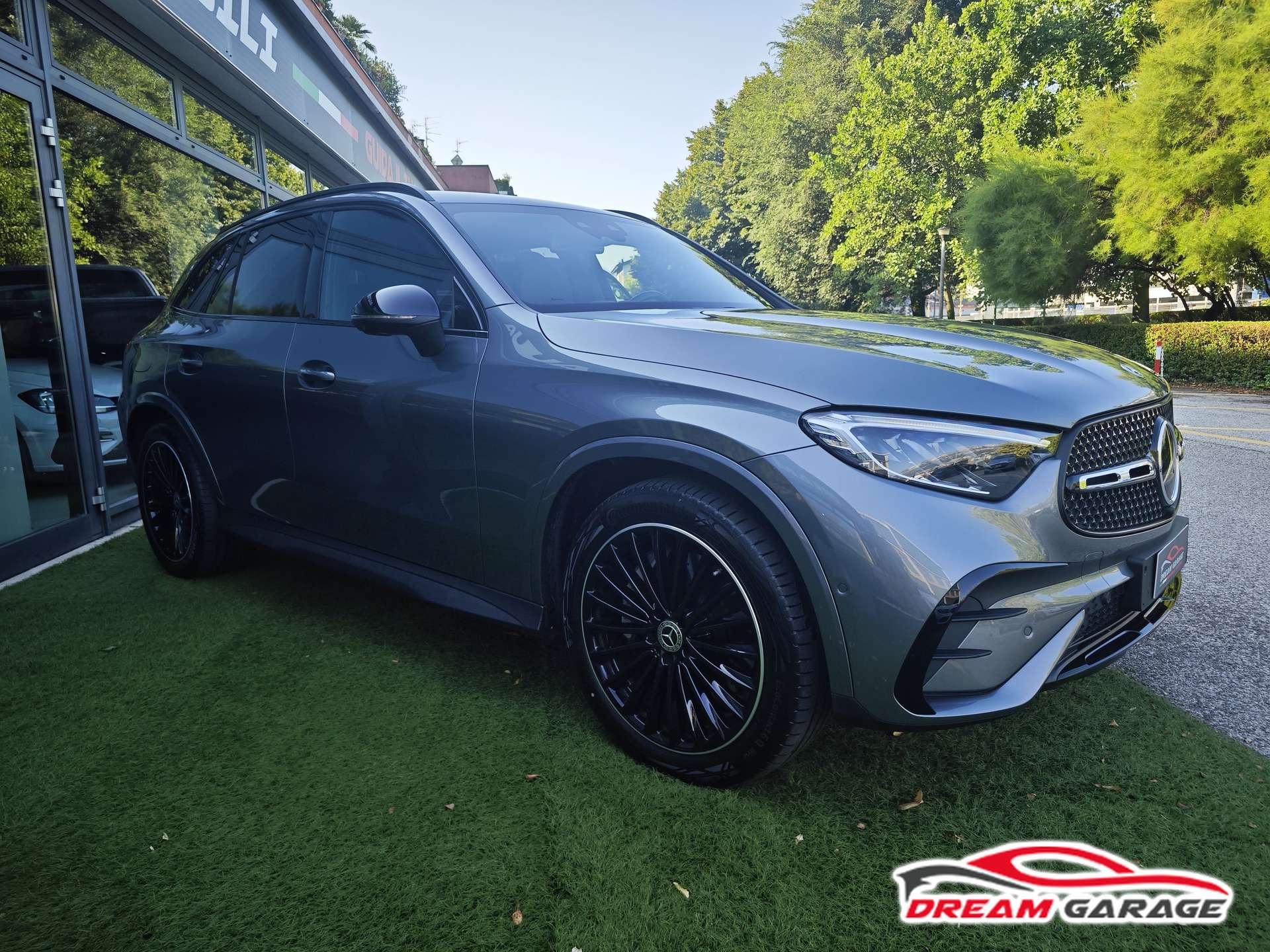 Mercedes-Benz GLC 220  220d mhev AMG Premium Plus 4matic auto