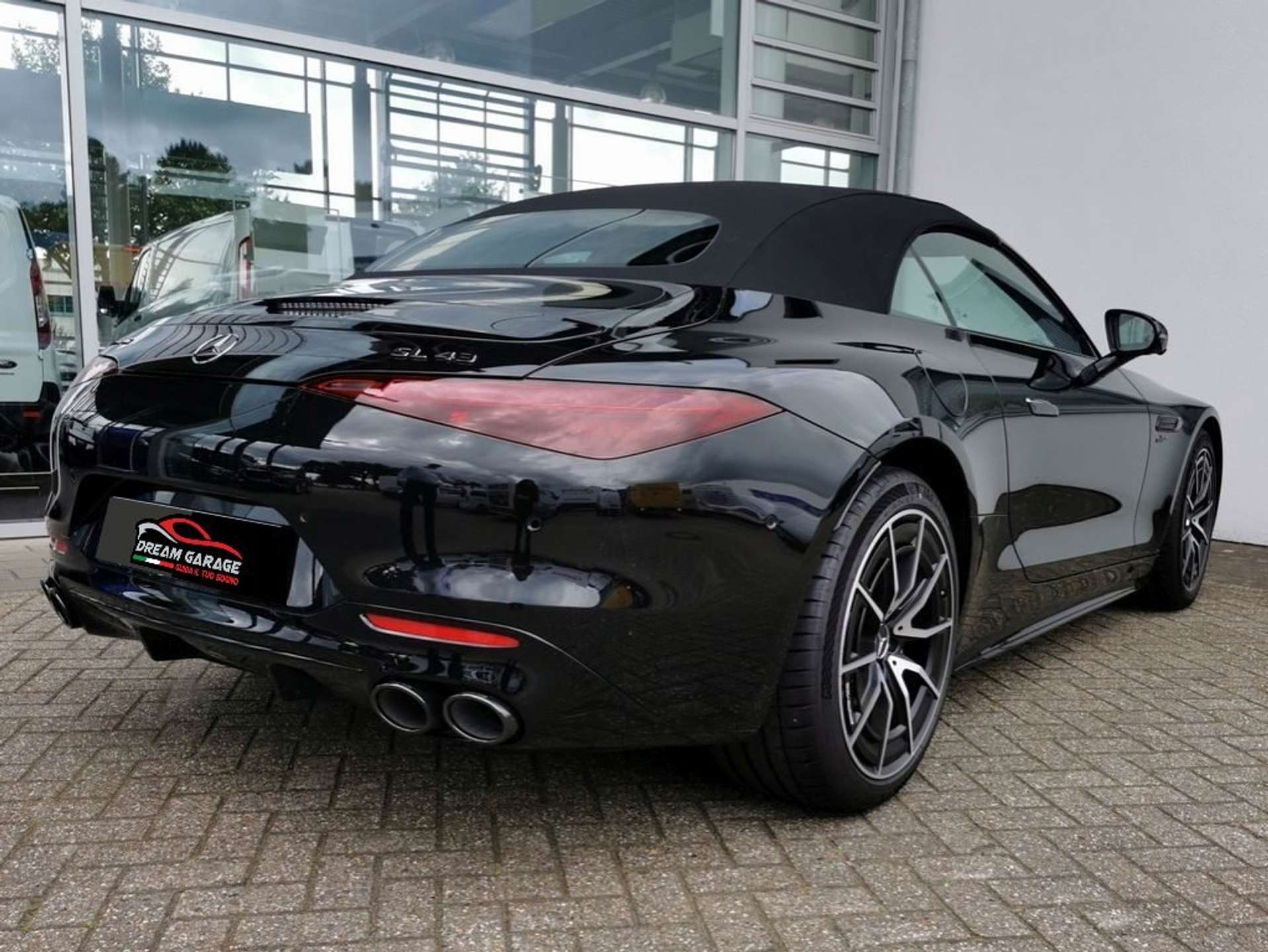 Mercedes-Benz SL 43 AMG